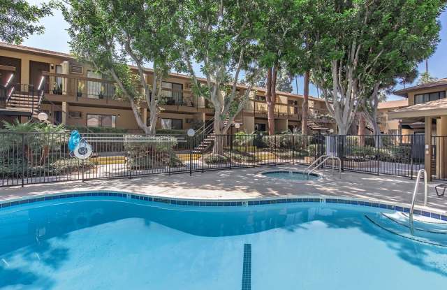 Palm Lane Apartment Homes Gallery 3