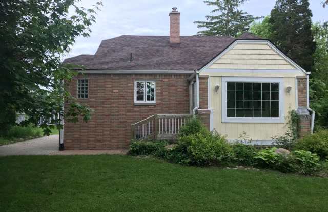 Lenox Township home on 7 acres photos photos