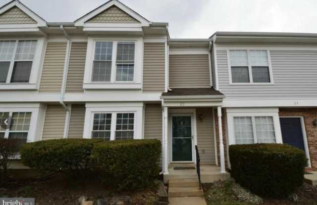 22 ESSEX Square photos photos