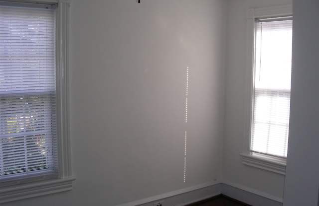 207 Woodlawn Ter Gallery 2