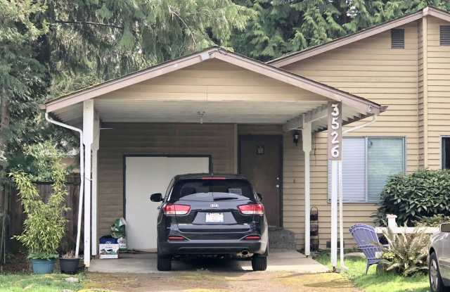 2 Bedroom Duplex in Lynnwood. - 3526 132nd Street Southwest, Picnic Point, WA 98087