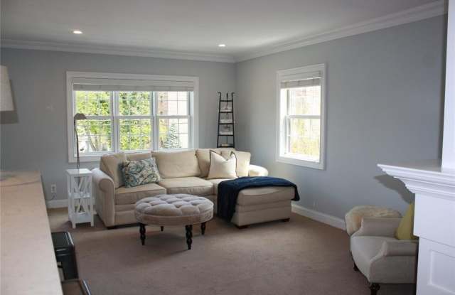 28 Jefferson Avenue - 28 Jefferson Avenue, Rockville Centre, NY 11570 28 Jefferson Avenue - 28 Jefferson Avenue, Rockville Centre, NY 11570