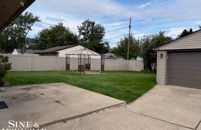 2331 Parliament Drive Gallery 3