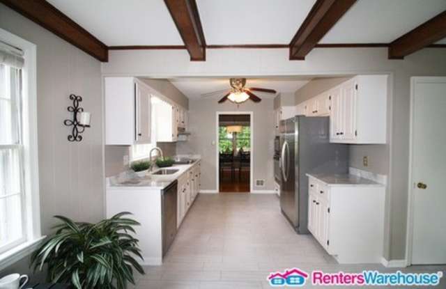 8007 Garlot Drive Gallery 3