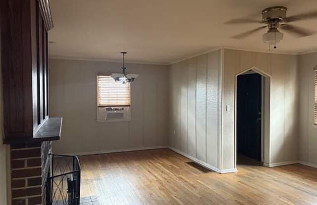 3120 Depew Street Gallery 4
