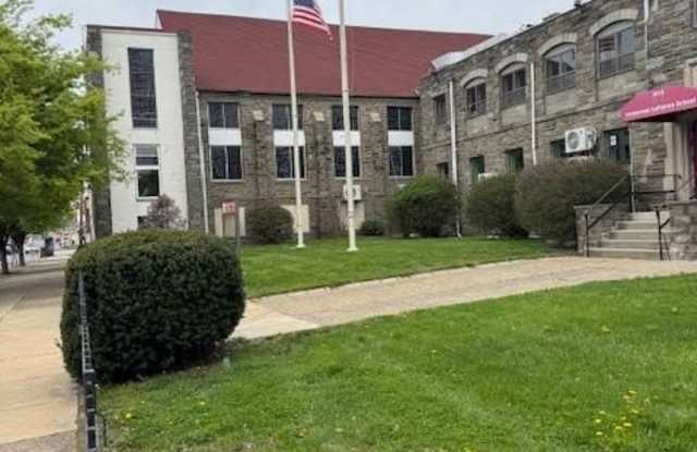 1013 COTTMAN unit: 1St Floor Kitchen photos photos