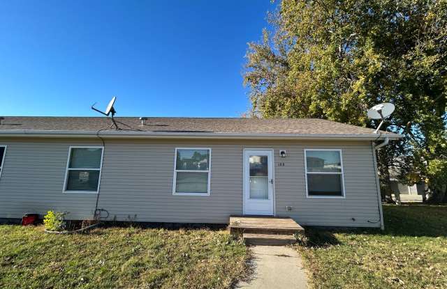 Cute 3 bedroom Duplex for Rent! - 153 Kuchenski Drive, Dickinson, ND 58601 Cute 3 bedroom Duplex for Rent! - 153 Kuchenski Drive, Dickinson, ND 58601