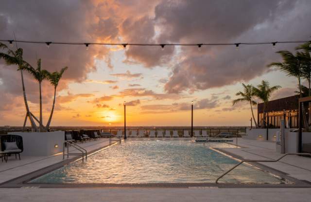 Oaklyn photos photos Oaklyn photos photos