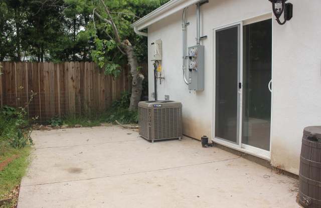 4939 Doman Avenue - 4939 Doman Avenue, Los Angeles, CA 91356