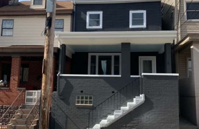 Beautiful 2 bedroom 2 bathroom home in the heart of Bloomfield. photos photos