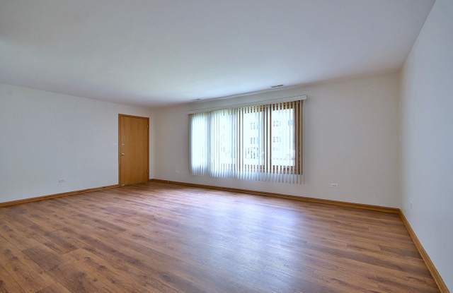 2620 N 72ND Court Gallery 4