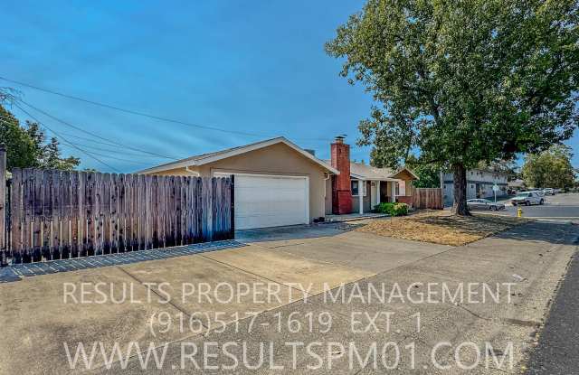 Charming Roseville Corner-Lot Home with RV Access  Prime Location photos photos