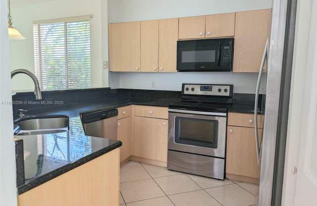 2751 SW 4th Court, Fort Lauderdale, FL 33312 photos photos