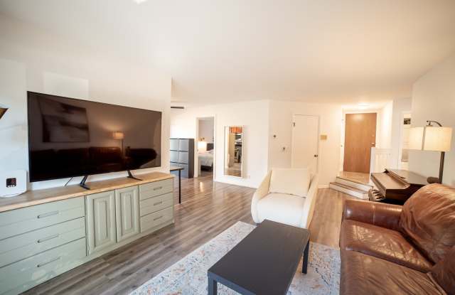 1535 Raymond Drive Gallery 4