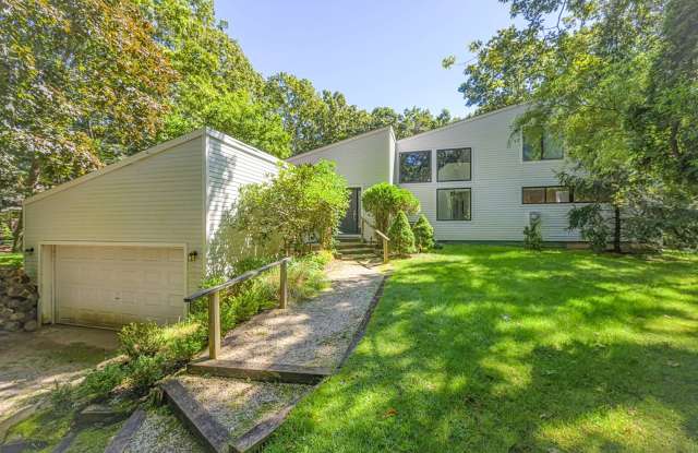 76 PECONIC HILLS DR photos photos 76 PECONIC HILLS DR photos photos