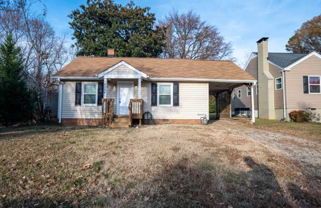 Charming 2 bedroom, 1 bath house photos photos