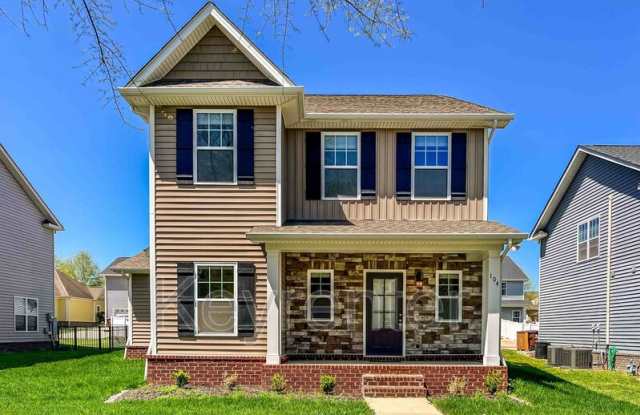 104 Fallberry St. - 104 Fallberry Street, Oak Ridge, TN 37830