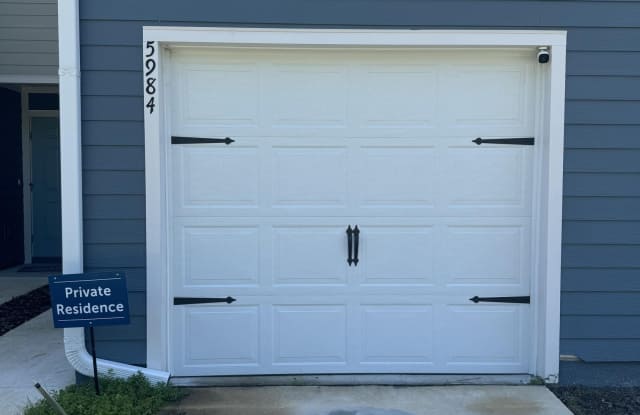 5984 CREEKSIDE CROSSING Drive photos photos