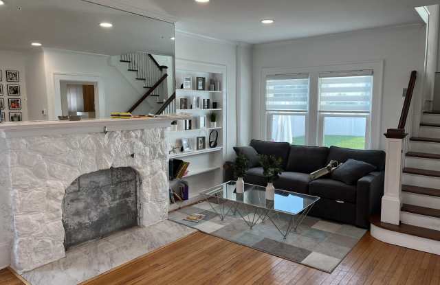 208 Lockwood Place Gallery 2