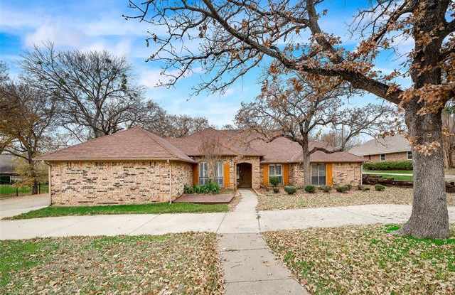 8 Timberline Drive Gallery 2