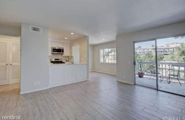 25153 Terrace Lantern Gallery 4