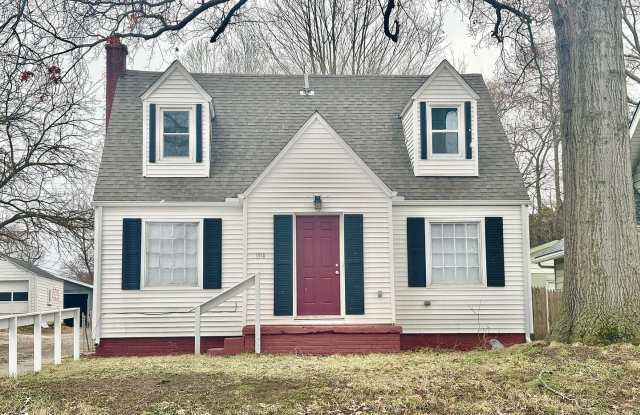 Updated South Bend Gem! photos photos