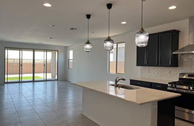 12435 W Citrus Way Gallery 4