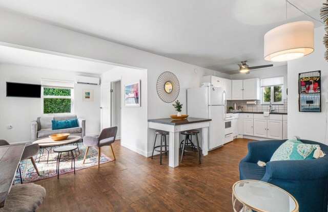 412 NE 7th Avenue photos photos