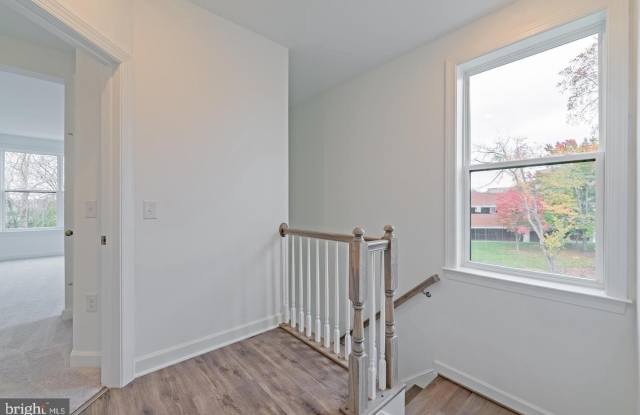 14320 YESLER AVENUE photos photos