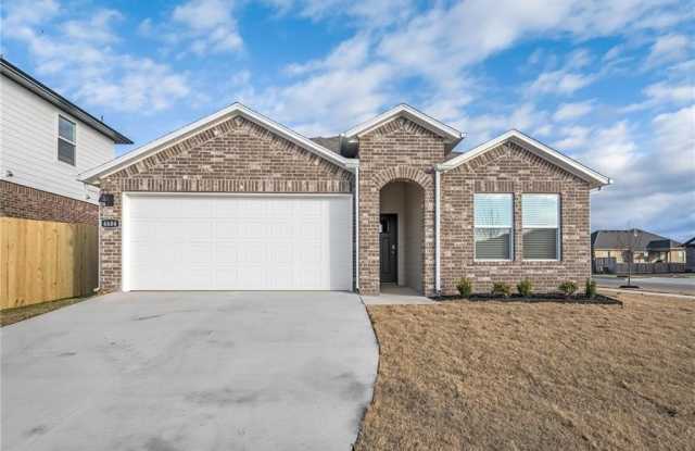 4604  W Aurora  ST photos photos