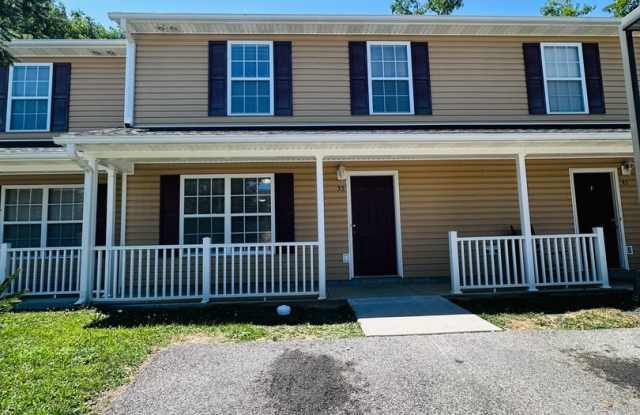3 Bedroom 2.5 Bath Townhouse photos photos