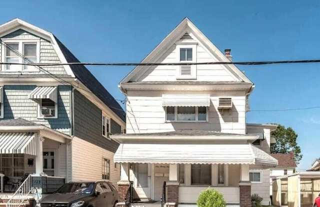 121 Oak Street photos photos