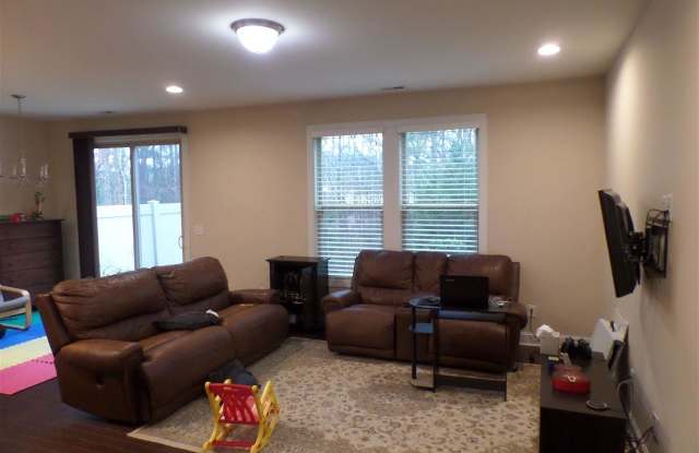 252 Alamosa Place Gallery 2