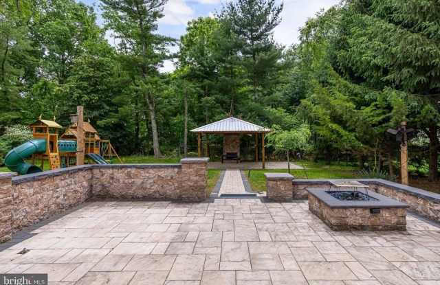 1960 CARDINAL LAKE DRIVE Gallery 3