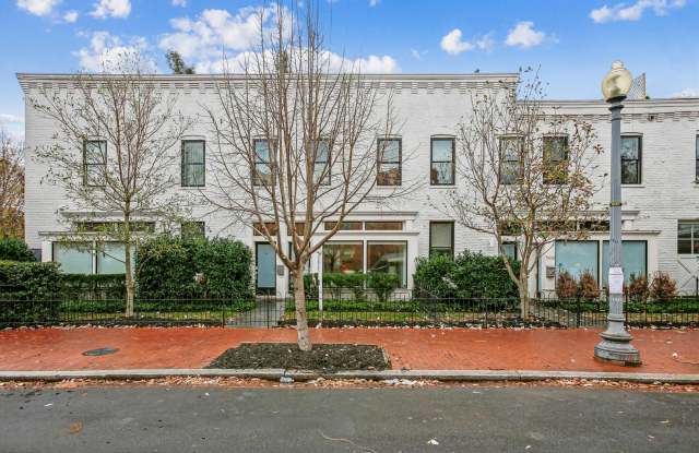 Exceptional 2BR/2BA with private rooftop located in the heart of Washington, DC! - 1102 T Street Northwest, Washington, DC 20001