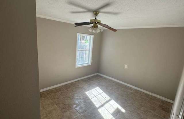House For Rent 150 Schoolview Dr, Bridge City, TX 77611 Gallery 3
