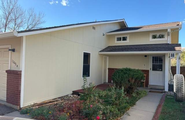 1205 Centaur Circle photos photos