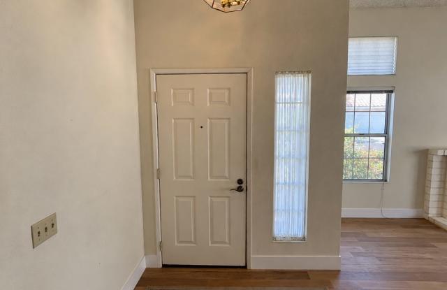 6059 Merion Ct Gallery 4