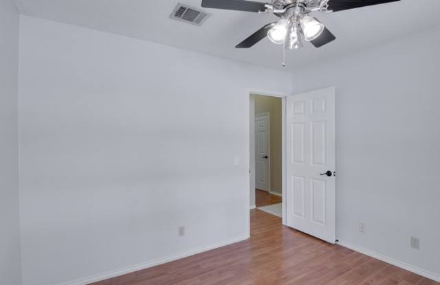 1229 Blackthorn Drive Gallery 2