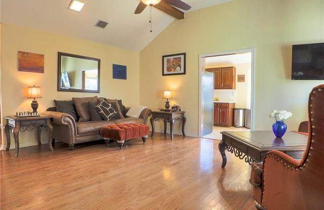 2201 Buttercup Drive Gallery 4