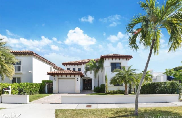 471 SW 30th Rd - 471 Southwest 30th Road, Miami, FL 33129