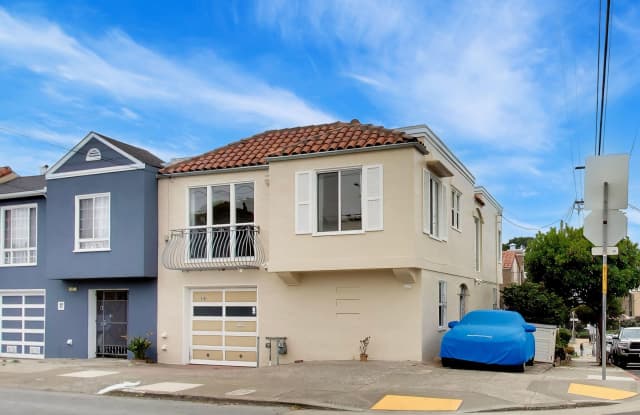 Bright Corner Home with Family Room, Yard & Laundry in Prime Sunset Location! photos photos