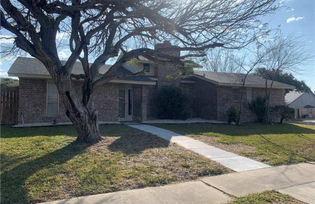 1502 Skyline Drive - 1502 Skyline Drive, Portland, TX 78374