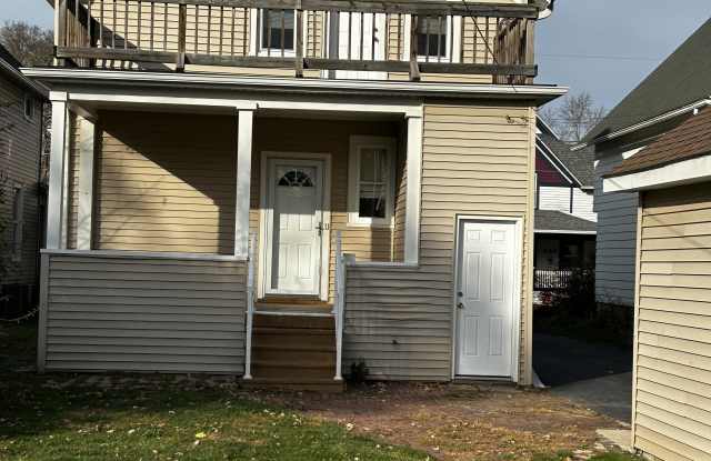 435 Prospect Ct Gallery 2