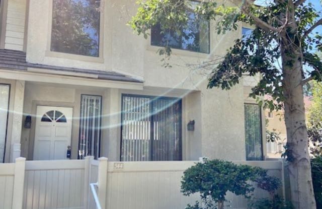 2621 Plaza Del Amo - 2621 Plaza Del Amo, Torrance, CA 90503