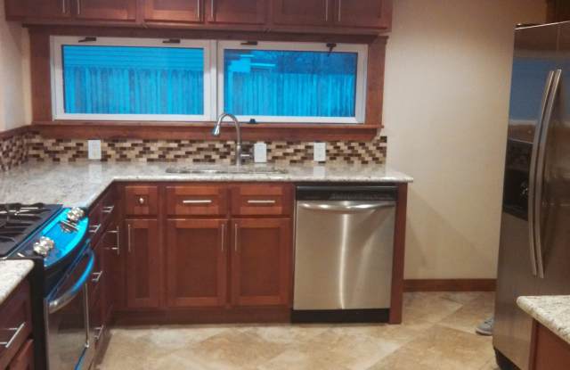 5BD/3BA Home Near Pearl St, CU, Hiking, Park | Avail. August 2026 Pre-Lease photos photos