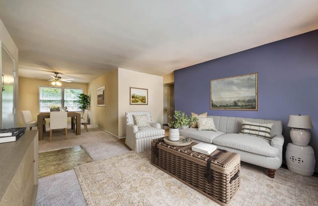 Aquahart Manor Apartments Gallery 4