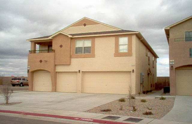 5647 Valle Alegre Way NW #23B - 5647 Valle Alegre Place Northwest, Albuquerque, NM 87120