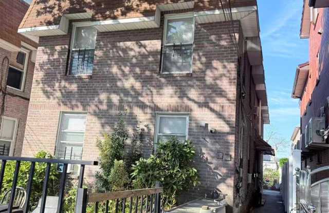 46-36 162 Gallery 1
