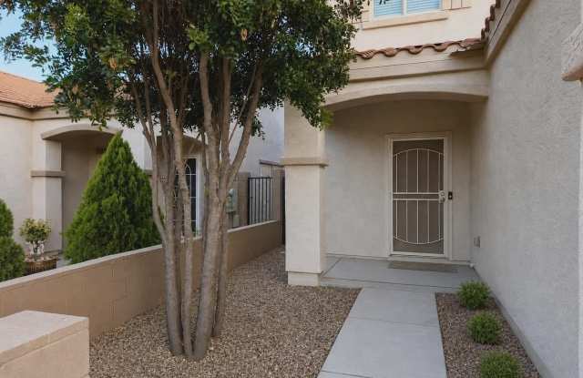 8773 W DAHLIA Drive Gallery 2